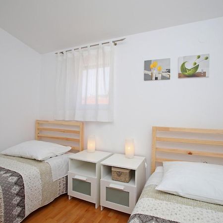 Lemechi Casa Belfior Apartments Rabac Esterno foto