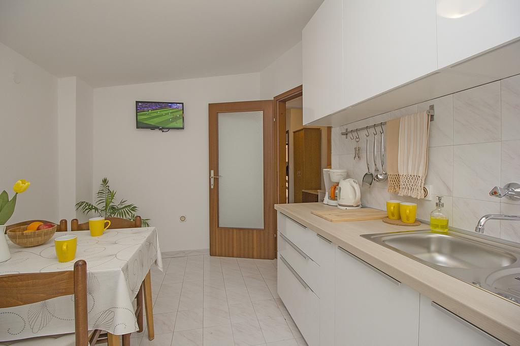 Lemechi Casa Belfior Apartments Rabac Esterno foto