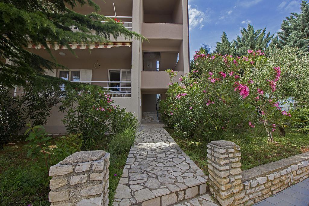 Lemechi Casa Belfior Apartments Rabac Esterno foto