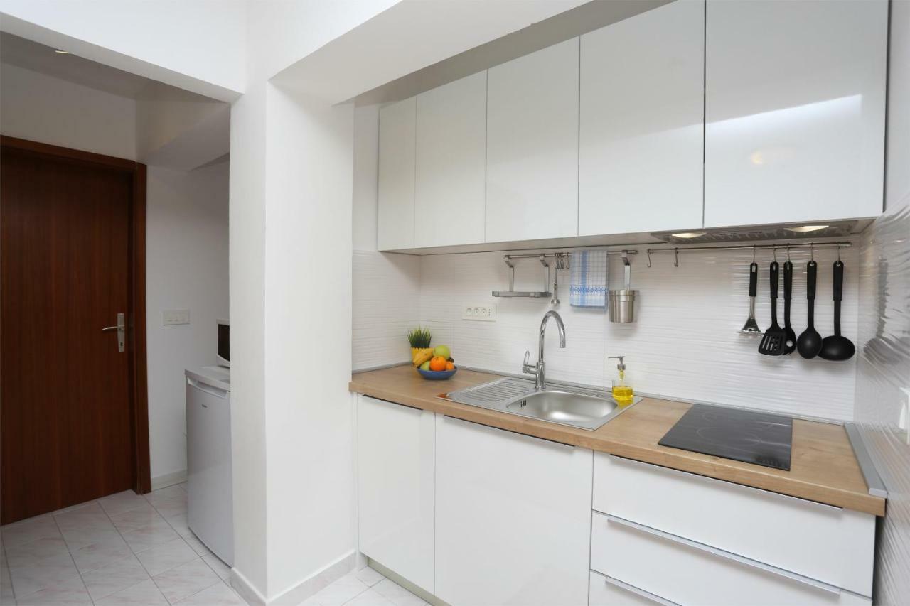 Lemechi Casa Belfior Apartments Rabac Esterno foto